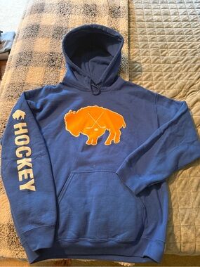 Hoodie Buffalo Sabres Hockey Graphic Size unisex Medium like new